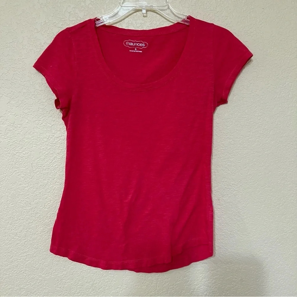 Maurices lightweight T-shirt size Small